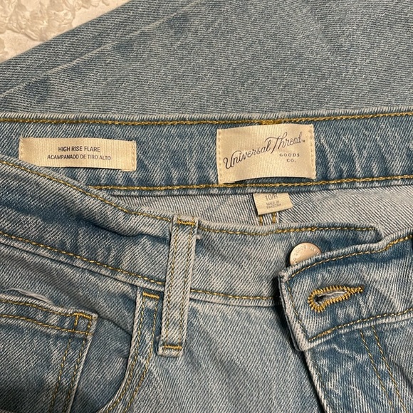 Universal Thread, High Rise Flare - Picture 4 of 4